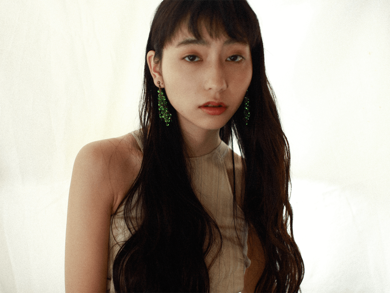 LONGヘアスタイル 髪型 001